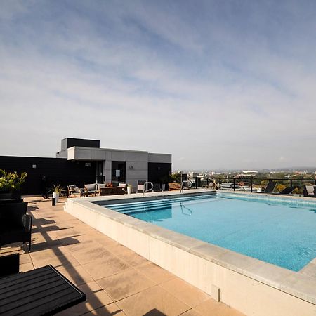 Le Rustique, Chic En Ville, Bbq/ Piscine Квебек Экстерьер фото