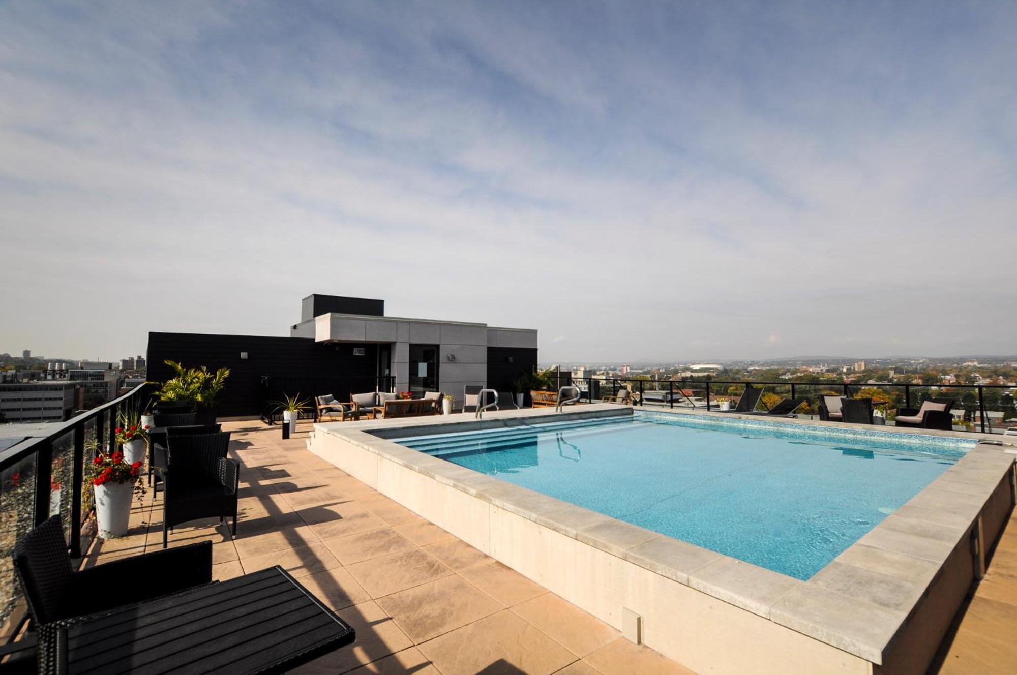 Le Rustique, Chic En Ville, Bbq/ Piscine Квебек Экстерьер фото